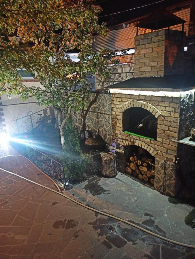 Посуточный Гостевой Дом Gyumri ภายนอก รูปภาพ
